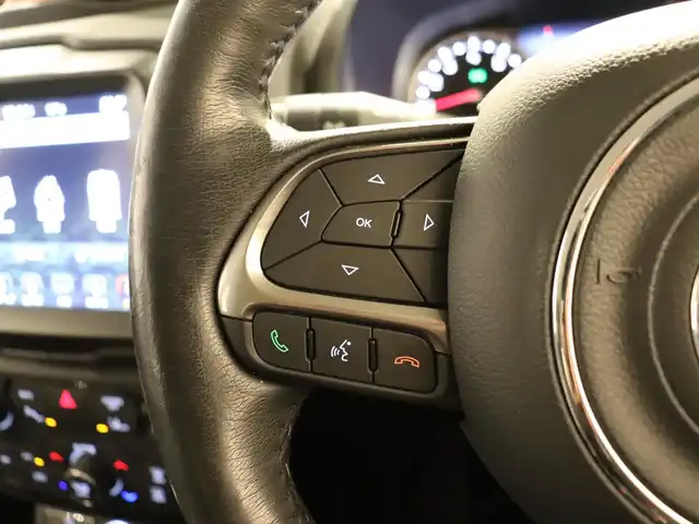 クライスラー・ジープ ジープ レネゲード リミテッド 静岡県 2019(平31)年 1.7万km ブラック 純正ナビ /フルセグTV /AppleCarPlay /バックカメラ /ACC LKA BSM /黒革シート /シートヒーター /ステアヒーター /前席パワーシート/LEDヘッドライト /コーナーセンサー /ETC /アイドリングストップ