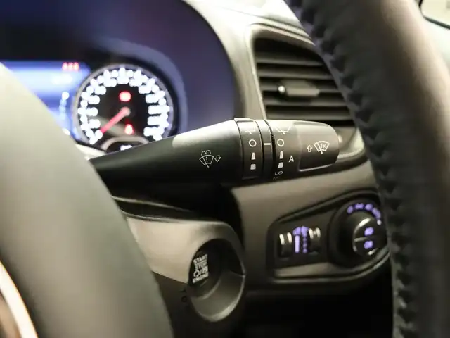 クライスラー・ジープ ジープ レネゲード リミテッド 静岡県 2019(平31)年 1.7万km ブラック 純正ナビ /フルセグTV /AppleCarPlay /バックカメラ /ACC LKA BSM /黒革シート /シートヒーター /ステアヒーター /前席パワーシート/LEDヘッドライト /コーナーセンサー /ETC /アイドリングストップ