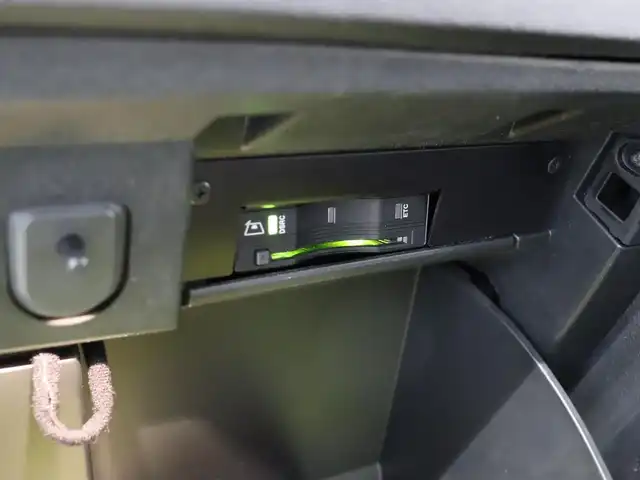 クライスラー・ジープ ジープ レネゲード リミテッド 静岡県 2019(平31)年 1.7万km ブラック 純正ナビ /フルセグTV /AppleCarPlay /バックカメラ /ACC LKA BSM /黒革シート /シートヒーター /ステアヒーター /前席パワーシート/LEDヘッドライト /コーナーセンサー /ETC /アイドリングストップ