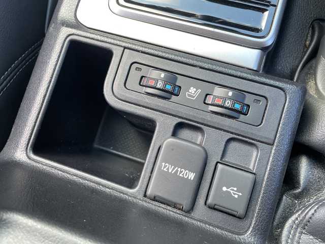 トヨタ ランドクルーザー プラド TX Lパッケージ 神奈川県 2021(令3)年 6.9万km アティチュードブラックマイカ ワンオーナー					/純正9インチメモリーナビ				/・DTV/BT/USB								/全方位カメラ	/クリアランスソナー/電動ムーンルーフ									/ブラックレザーシート/前席パワーシート					/前席シートヒーター/エアーシート					/ビルトインETC2.0					/ToyotaSafetySense					/・プリクラッシュセーフティ		/・レーンディパーチャーアラート/・ロードサインアシスト					/・オートマチックハイビーム					/ダウンヒルアシストコントロールシステム								/純正17インチAW				/オートライト					/純正LEDヘッドライト					/フロント/バックフォグ					/プッシュEgスタート/ストップ					/スマートキー×2/ターンランプ付オートリトラミラー/純正フロアマット/取扱説明書					/ナビ取扱説明書		/保証書付整備手帳