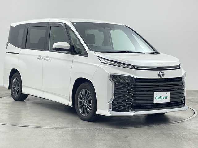 トヨタ ヴォクシー S－G 群馬県 2024(令6)年 1.9万km ホワイトパールクリスタルシャイン 純正１２．３型後席モニター　純正１０．５型ナビ　全周囲カメラ　フルセグＴＶ　アドバンストパーク　ＥＴＣ２．０　ドラレコ　追従クルーズコントロール　シートヒーター　両側電動スライドドア　ＷＡＣ　禁煙車