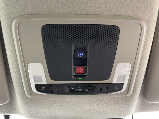 ホンダ フリード ハイブリット e:HEV AIR EX 茨城県 2025(令7)年 0.6万km プラチナホワイトパール 純正ディスプレイオーディオ　バックモニター　衝突軽減ブレーキ　両側電動スライドドア　シートヒーター　追従クルコン　ドライブレコーダー　ビルトインＥＴＣ　スマートキ―　ＬＥＤライト　オートライト　禁煙車