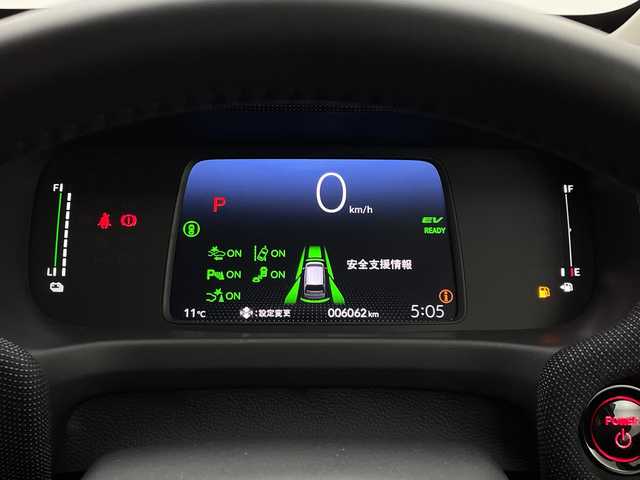 ホンダ フリード ハイブリット e:HEV AIR EX 茨城県 2025(令7)年 0.6万km プラチナホワイトパール 純正ディスプレイオーディオ　バックモニター　衝突軽減ブレーキ　両側電動スライドドア　シートヒーター　追従クルコン　ドライブレコーダー　ビルトインＥＴＣ　スマートキ―　ＬＥＤライト　オートライト　禁煙車