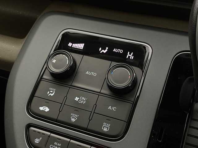 ホンダ フリード ハイブリット e:HEV AIR EX 茨城県 2025(令7)年 0.6万km プラチナホワイトパール 純正ディスプレイオーディオ　バックモニター　衝突軽減ブレーキ　両側電動スライドドア　シートヒーター　追従クルコン　ドライブレコーダー　ビルトインＥＴＣ　スマートキ―　ＬＥＤライト　オートライト　禁煙車