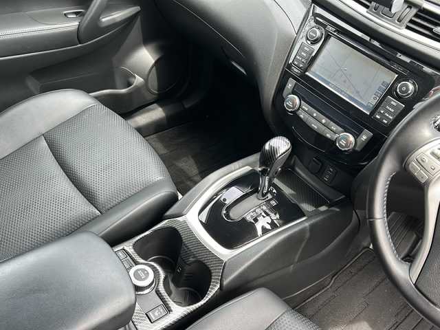 日産 エクストレイル 20Xt ブラックエクストリーマーX エマB 石川県 2017(平29)年 6.4万km ダイヤモンドブラック 〇純正ナビ/〇フルセグTV/〇バックカメラ/〇アラウンドビューモニター/〇ブラインドスポットワーニング/〇ビルトインETC/〇エマージェンシーブレーキ/〇インテリジェントパーキングアシスト/〇クルーズコントロール/〇パワーバックドア/〇LEDヘッドランプ/〇オートライト/〇ルーフレール/〇純正17インチアルミ/〇革巻きステアリング/〇オートエアコン/〇防水シート/〇シートヒーター/〇インテリジェントキー/〇禁煙車