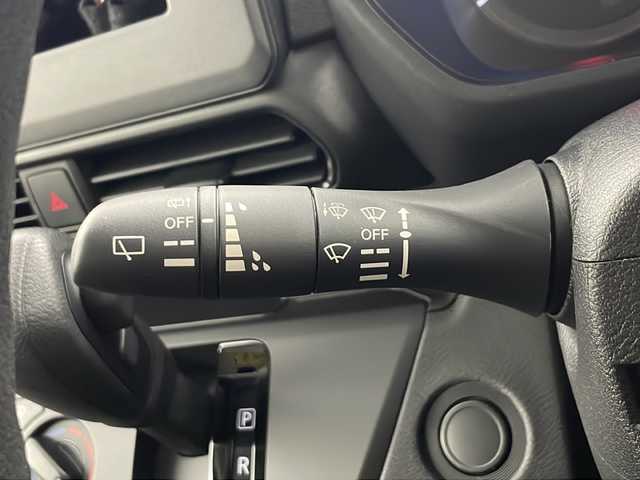 三菱 ｅＫクロススペース M 秋田県 2021(令3)年 1.1万km アメジストブラック 4WD/両側スライドドア/ステアリングスイッチ/前席シートヒーター/電動格納ミラー/社外フロアマット/純正ホイールキャップ/コーナーセンサー/LEDライト/オートライト/オートハイビーム/リモコンキー