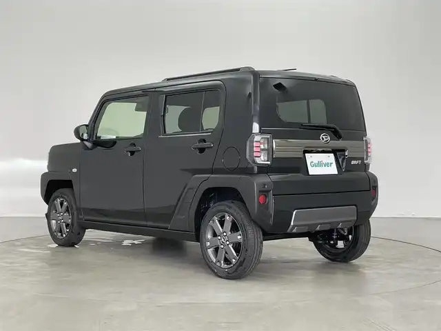 ダイハツ タフト G ダーククロムベンチャー 埼玉県 2025(令7)年 0.1万km未満 ブラックマイカメタリック 届出済未使用車　ガラスルーフ　スマートアシスト　レーダークルーズコントロール　ＬＥＤヘッドライト　シートヒーター　ルーフレール　純正アルミホイール　スマートキー　オートライト　保証書　取扱説明書