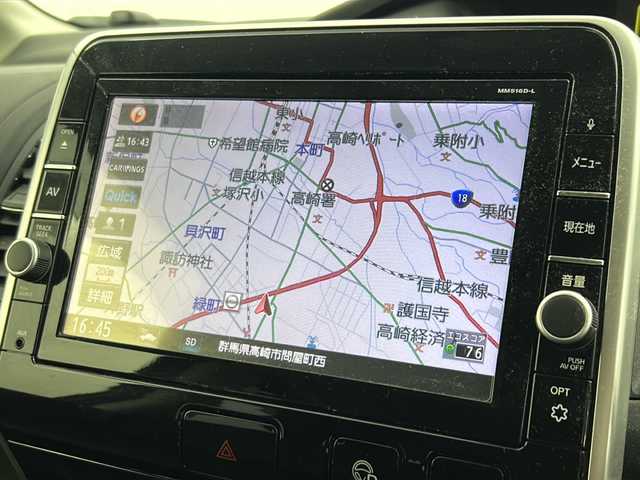 日産 セレナ ハイウェイスター 群馬県 2017(平29)年 5.3万km ダイヤモンドブラック 純正９型ナビ　純正１１型後席モニター　全周囲カメラ　衝突軽減ブレーキ　ハンズフリー両側電動スライドドア　ビルトインＥＴＣ　ドライブレコーダー　クリアランスソナー　オートライト　スマートキー　禁煙車