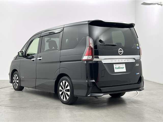 日産 セレナ ハイウェイスター 群馬県 2017(平29)年 5.3万km ダイヤモンドブラック 純正９型ナビ　純正１１型後席モニター　全周囲カメラ　衝突軽減ブレーキ　ハンズフリー両側電動スライドドア　ビルトインＥＴＣ　ドライブレコーダー　クリアランスソナー　オートライト　スマートキー　禁煙車