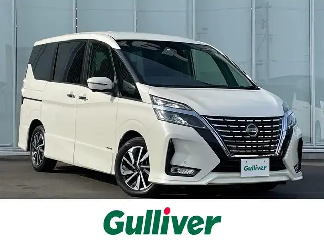日産 セレナ ハイウェイスター V 神奈川県 2021(令3)年 3.5万km ブリリアントホワイトパール 社外ナビゲーション　/CD/DVD　/Bluetooth接続　/全方位カメラ　/ドライブレコーダー/プロパイロット　/レーンキープアシスト/両側パワースライドドア　/ＥＴＣ/前後コーナーセンサー/横滑り防止装置　/盗難防止装置　/USB入力端子/ABS/社外フロアマット/純正アルミホイル/オートライト/オートマチックハイビーム/ベンチシート/ウォークスルー/LEDヘッドライト/スマートキー