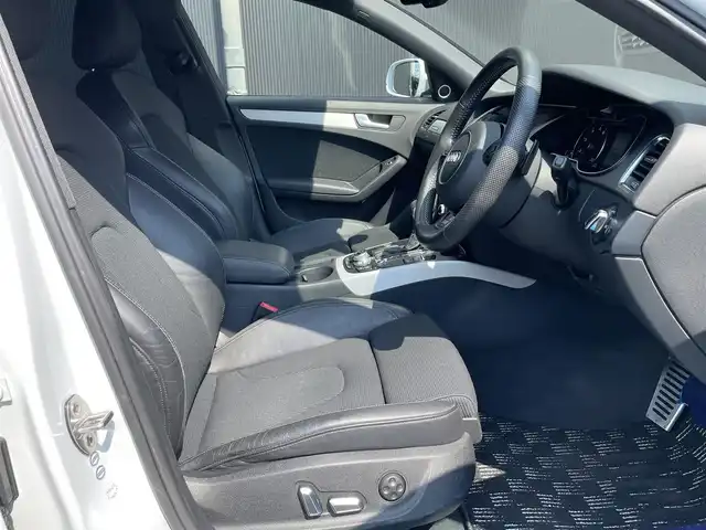 アウディ Ａ４ 2．0 TFSI クワトロ 香川県 2014(平26)年 5万km グレイシアホワイトメタリック Sライン/純正ナビ/Bカメラ/ETC/ドラレコ/フルセグTV/BT/DVD/CD/SD/アダプティブクルーズコントロール/パークセンサー/レーンアシスト/bang&olufsenサウンド/ハーフレザーシート/シートヒーター/パワーシート/パドルシフト/スペアキー×1本/取説/保証書