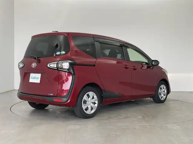 トヨタ シエンタ G 埼玉県 2019(令1)年 2.1万km センシュアルレッドマイカ パノラミックビューモニター　純正ナビ　シートヒーター　ステアリングヒーター　セーフティセンス　両側パワースライドドア　ビルトインＥＴＣ　コーナーセンサー　スマートキー　プッシュスタート　地デジ