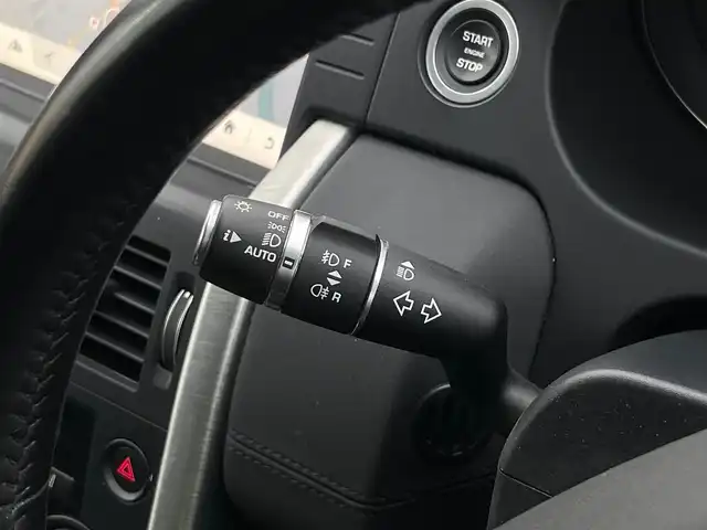 ランドローバー ランドローバー ディスカバリースポーツ　HSE 山梨県 2018(平30)年 4.9万km カルパチアングレー ブラックP /ドライバーA/黒革 /ACC /全周囲C/純正HDDナビ/BT/フルセグ/ACC/BSA/LKA/ステアリングH/Aハイビーム/Aライト/HID/Pシート/シートヒーター/電動リアゲート/ETC/取説/記録簿