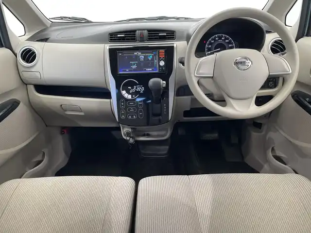 日産 デイズ X 栃木県 2016(平28)年 3.8万km アイスブルー 純正SDナビ/（CD/Bluetooth/AUX/USB/iPod）/全方位カメラ/衝突軽減ブレーキ/前方ドライブレコーダー/禁煙車/横滑り防止装置/スマートキー/プッシュスタート/アイドリングストップ/社外14インチアルミホイール/社外フロアマット/サマータイヤ積込