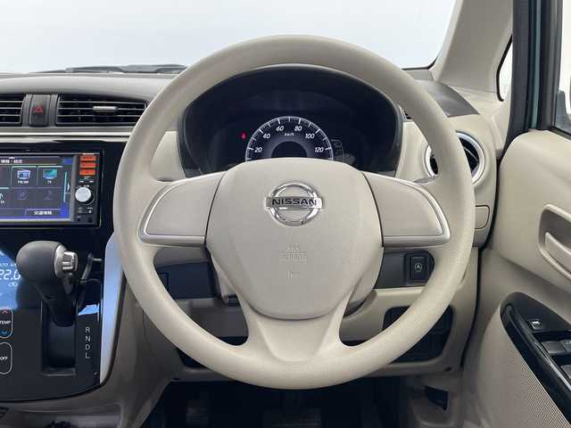 日産 デイズ X 栃木県 2016(平28)年 3.8万km アイスブルー 純正SDナビ/（CD/Bluetooth/AUX/USB/iPod）/全方位カメラ/衝突軽減ブレーキ/前方ドライブレコーダー/禁煙車/横滑り防止装置/スマートキー/プッシュスタート/アイドリングストップ/社外14インチアルミホイール/社外フロアマット/サマータイヤ積込