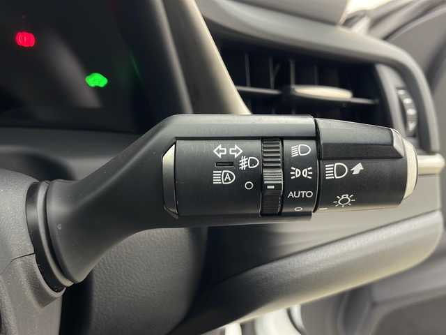 レクサス ＥＳ 300h Fスポーツ 秋田県 2020(令2)年 5.5万km ホワイトノーヴァガラスフレーク 純正ナビ（CD/DVD/BT/フルセグ）/バックカメラ/TRDエアロ（F/S/R）/TRDマフラー/サンルーフ/オートクルーズコントロール/レザーシート/前席パワーシート/前席シートヒーター/前席シートベンチレーション/ステアリングヒーター/リア電動サンシェード/ETC2.0/パドルシフト/プリクラッシュセーフティ（PCS）/ブラインドスポットモニター（BSM）/コーナーセンサー/ブレーキホールド/電動パーキングブレーキ