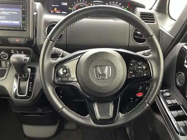 ホンダ Ｎ ＢＯＸ カスタム L ターボ 熊本県 2022(令4)年 3.3万km プレミアムベルベットパープル・パール 純正ナビ/　CD/DVD/Bluetooth/USB/バックモニター/ターボ車/ホンダセンシング/コーナーセンサー/前席シートヒーター/両側パワースライドドア/レーダークルーズコントロール/レーンキープアシスト/アイドリングストップ/前後ドライブレコーダー/オートマチックハイビーム/純正15インチアルミホイール/純正フロアマット/プッシュスタート/スマートキー/ＥＴＣ/ＬＥＤ/禁煙車
