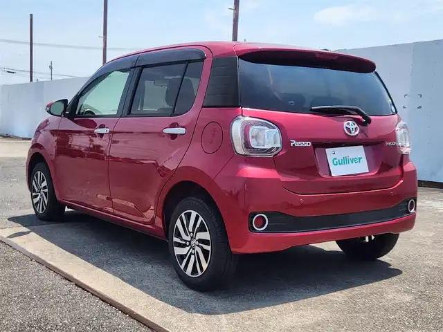 トヨタ パッソ モーダ　Gパッケージ 群馬県 2016(平28)年 3.8万km マゼンタベリーマイカM 純正ナビ(Bluetooth/CD/DVD)/フルセグTV/バックモニター/クリアランスソナー/スマートアシスト2/・衝突回避支援ブレーキ機能/・衝突警報機能/・車線逸脱警報機能/・誤発進抑制制御機能/・先行車発進お知らせ機能/LEDヘッドランプ/オートライト/オートエアコン/本革巻きステアリング/ステアリングスイッチ/純正14インチアルミホイール/キーフリーシステム/プッシュボタンスタート/イモビライザー/禁煙車