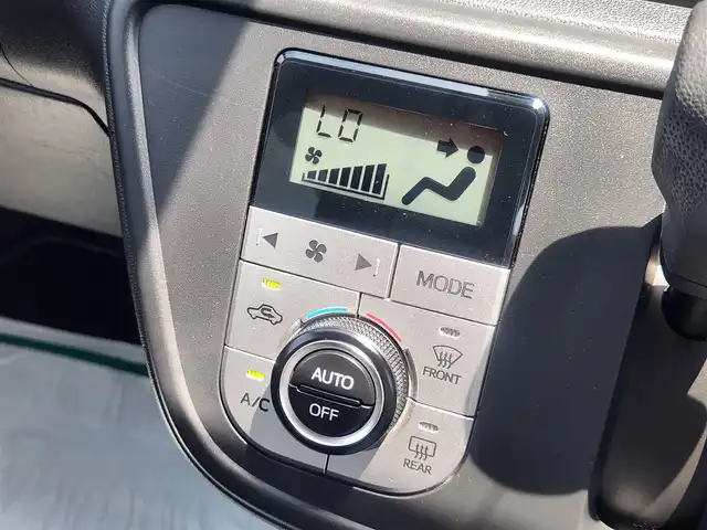 トヨタ パッソ モーダ　Gパッケージ 群馬県 2016(平28)年 3.8万km マゼンタベリーマイカM 純正ナビ(Bluetooth/CD/DVD)/フルセグTV/バックモニター/クリアランスソナー/スマートアシスト2/・衝突回避支援ブレーキ機能/・衝突警報機能/・車線逸脱警報機能/・誤発進抑制制御機能/・先行車発進お知らせ機能/LEDヘッドランプ/オートライト/オートエアコン/本革巻きステアリング/ステアリングスイッチ/純正14インチアルミホイール/キーフリーシステム/プッシュボタンスタート/イモビライザー/禁煙車