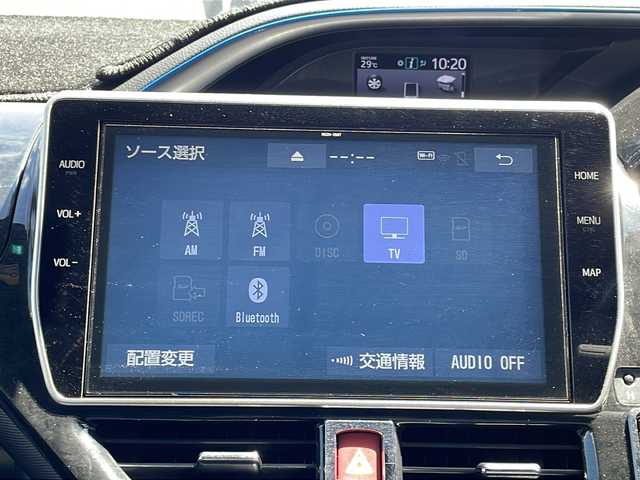 トヨタ ヴォクシー ハイブリッド ZS 煌Ⅱ 長野県 2020(令2)年 2.3万km ホワイトパールクリスタルシャイン トヨタセーフティーセンス/・プリクラッシュセーフティ/・レーンディパーチャーアラート/・オートマチックハイビーム/モデリスタエアロ（F・R）/車高調/純正10インチナビ【NSZN-Z68T】/（CD/DVD/BT/フルセグTV）/バックカメラ/ビルトインETC/両側パワースライドドア/クルーズコントロール/シートヒーター（D・N席）/ウッドコンビステアリング/ステアリングスイッチ/LEDヘッドライト/フォグランプ/オートライト/ドライブレコーダー/スマートキー/Pスタート/電動格納ミラー/純正１６インチAW