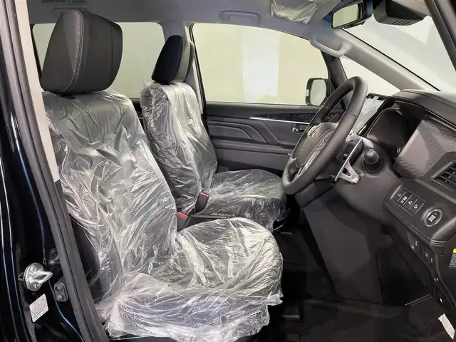 三菱 デリカＤ：５ ブラックエディション 愛知県 2025(令7)年 0.1千km アメジストブラック 登録済未使用車/電動サイドステップ/本革シート/純正１１インチナビ/フリップダウンモニター/両側パワースライドドア/パワーバックドア/レーダークルーズコントロール/衝突軽減ブレーキ/車線逸脱警報/ブラインドスポットモニター/電動パーキングブレーキ/ブレーキホールド/パドルシフト/ハンドルヒーター/シートヒーター/ＬＥＤヘッドライト/AC100V100Wコンセント/アクセサリーソケット/USB＆HDMI入力端子/ISOFIX/純正18インチアルミホイール