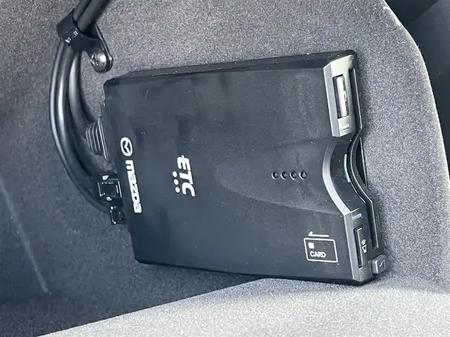 マツダ ＣＸ－５ XD エクスクルーシブモード 奈良県 2019(平31)年 3.2万km スノーフレイクホワイトパールマイカ 純正ナビ/（フルセグ/BT/CD/DVD)/BOSEプレミアムサウンドシステム/サンルーフ/レーダークルーズコントロール/全方位モニター/ブラインドスポットモニター/前後コーナーセンサー/衝突軽減システム/レーンキープアシスト/電動リアゲート/ブラウンレザーシート/前席パワーシート/運転席メモリーシート/前席シートヒーター、エアーシート/ハンドルヒーター/ETC/ドライブレコーダー（KENWOOD/DRV-340）/純正19インチAW/保証書/取り扱い説明書/スペアキーX1