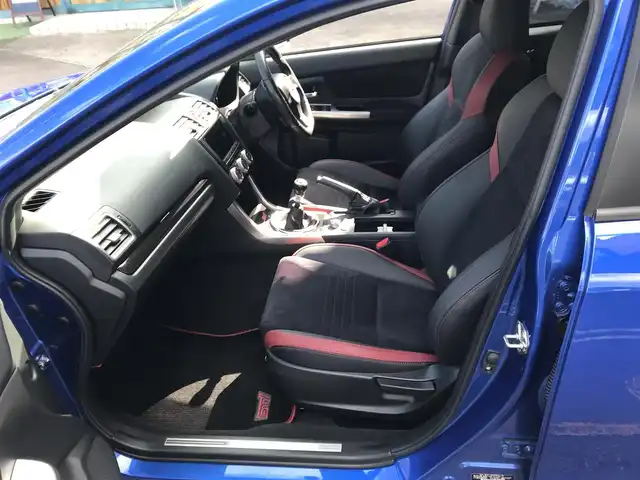 スバル ＷＲＸ ＳＴＩ STI タイプS 和歌山県 2016(平28)年 2.2万km WRブルーパール 純正DIATONESOUNDナビ（NR-MZ200-FJ)/ BT/CD/DVD/TV/AM/FM/アドバンスドセーフティパッケージ/・リアビークルディテクション/・サイドカメラ/・オートマチックハイビーム/DIATONEスピーカー（フロント・リア）/STIフルエアロパーツ/柿本マフラー/6速MT/バックカメラ/プッシュスタート/純正ETC2.0/運転席パワーシート/オートライト/ダウンヒルアシストコントロール/LEDヘッドライト/純正フロアマット/ドアバイザー/スペアキーX1/取扱説明書/保証書