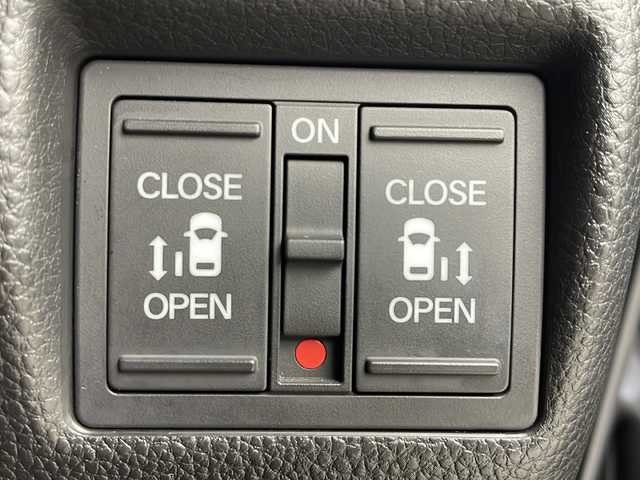 ホンダ Ｎ ＢＯＸ カスタム G L ホンダセンシング 新潟県 2017(平29)年 4万km クリスタルブラックパール メモリナビ/フルセグテレビ/バックカメラ/Bluetooth/クルーズコントロール/ドアバイザー/両側パワースライドドア/ETC/アイドリングストップ/ウィンカーミラー/アルミホイール/プッシュスタート