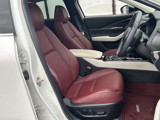 マツダ ＣＸ－３０ XD 100周年特別記念車 山形県 2020(令2)年 4.3万km スノーフレイクホワイトパールマイカ 4WD/BSM/レーダークルーズコントロール/レーンキープアシスト/BOSEサウンドシステム/純正ナビ/（Bluetooth/CD/DVD/フルセグ)/全方位カメラ/ヘッドアップディスプレイ/電動リアゲート/レザーシート/パワーシート/シートヒーター/LEDオートライト/オートマチックハイビーム/フォグランプ/ドライブレコーダー/ステアリングスイッチ/ステアリングヒーター/電動パーキングブレーキ/オートブレーキホールド/純正AW/純正フロアマット/スマートキー×2/ドアバイザー