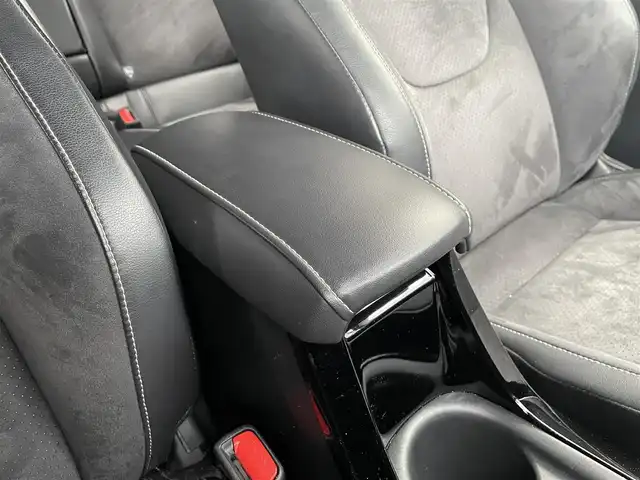 トヨタ カローラツーリング ハイブリッド アクティブスポーツ 道南・函館 2024(令6)年 3.3万km アティチュードブラックマイカ /純正ナビ//フルセグTV//寒冷地仕様//バックカメラ//シートヒーター//クルーズコントロール//コーナーセンサー//レーンキープアシスト//ETC//ブラインドスポットモニター//オートハイビーム//ハンドルウォーマー