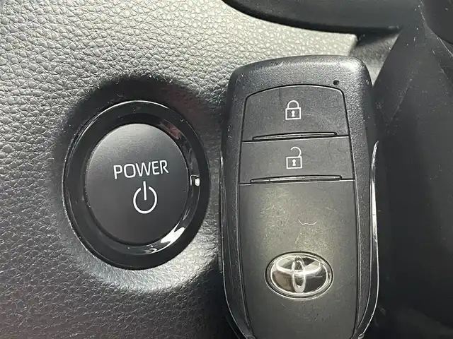 トヨタ カローラツーリング ハイブリッド アクティブスポーツ 道南・函館 2024(令6)年 3.3万km アティチュードブラックマイカ /純正ナビ//フルセグTV//寒冷地仕様//バックカメラ//シートヒーター//クルーズコントロール//コーナーセンサー//レーンキープアシスト//ETC//ブラインドスポットモニター//オートハイビーム//ハンドルウォーマー