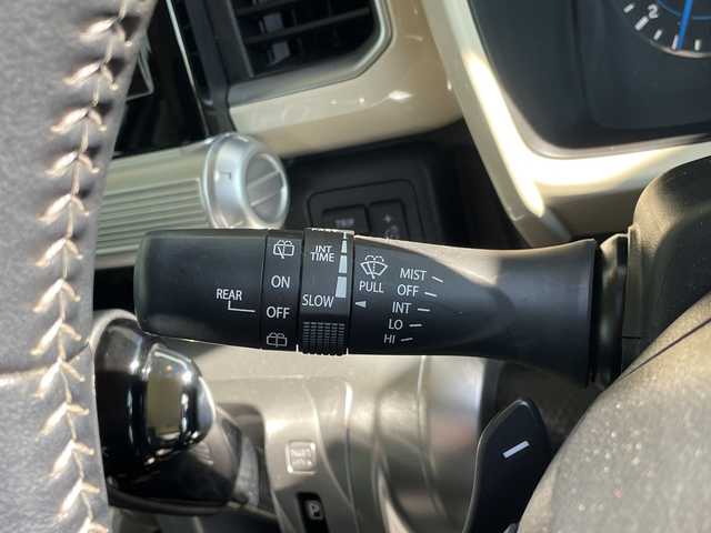 スズキ クロスビー HYBRID MV 愛知県 2021(令3)年 1.3万km キャバンアイボリーパールメタリック 純正ナビ/レーダークルーズコントロール/シートヒーター/バックカメラ/コーナーセンサー/純正アルミホイール/LEDヘッドライト/パドルシフト/オートマチックハイビーム/ドライブレコーダー/衝突軽減システム/CD DVD/Bluetooth/ステアリングスイッチ/スマートキー/プッシュスタート