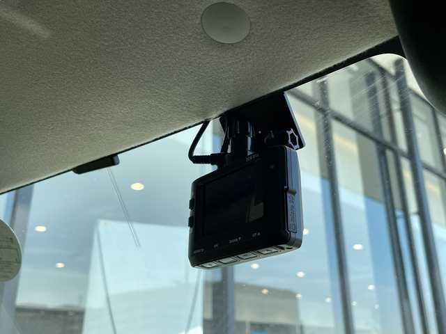 スズキ クロスビー HYBRID MV 愛知県 2021(令3)年 1.3万km キャバンアイボリーパールメタリック 純正ナビ/レーダークルーズコントロール/シートヒーター/バックカメラ/コーナーセンサー/純正アルミホイール/LEDヘッドライト/パドルシフト/オートマチックハイビーム/ドライブレコーダー/衝突軽減システム/CD DVD/Bluetooth/ステアリングスイッチ/スマートキー/プッシュスタート