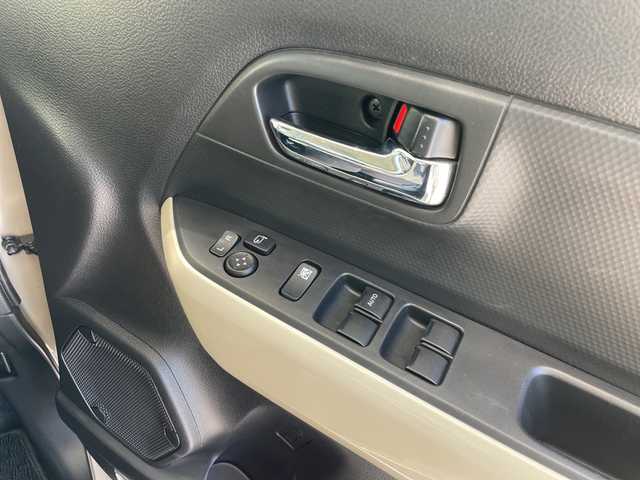 スズキ クロスビー HYBRID MV 愛知県 2021(令3)年 1.3万km キャバンアイボリーパールメタリック 純正ナビ/レーダークルーズコントロール/シートヒーター/バックカメラ/コーナーセンサー/純正アルミホイール/LEDヘッドライト/パドルシフト/オートマチックハイビーム/ドライブレコーダー/衝突軽減システム/CD DVD/Bluetooth/ステアリングスイッチ/スマートキー/プッシュスタート