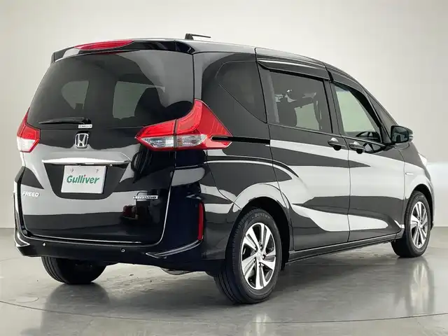 ホンダ フリード ハイブリット G ホンダセンシング 愛知県 2022(令4)年 3.5万km クリスタルブラックパール 純正９インチナビ/ホンダセンシング/レーダークルーズコントロール/両側パワースライドドア/フルセグTV/DVD/バックカメラ/LEDオートライト/ETC/前後ドライブレコーダー/ハーフレザーシート/シートヒーター/純正アルミホイール/純正フロアマット/衝突被害軽減ブレーキ/パーキングセンサー/禁煙車