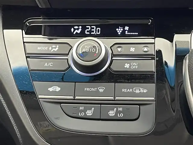 ホンダ フリード ハイブリット G ホンダセンシング 愛知県 2022(令4)年 3.5万km クリスタルブラックパール 純正９インチナビ/ホンダセンシング/レーダークルーズコントロール/両側パワースライドドア/フルセグTV/DVD/バックカメラ/LEDオートライト/ETC/前後ドライブレコーダー/ハーフレザーシート/シートヒーター/純正アルミホイール/純正フロアマット/衝突被害軽減ブレーキ/パーキングセンサー/禁煙車