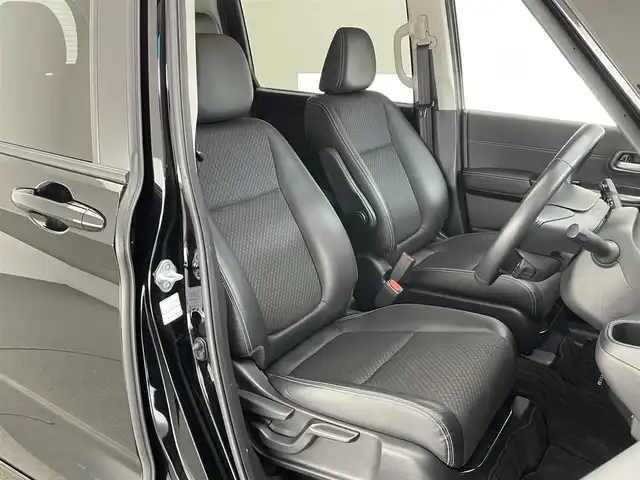 ホンダ フリード ハイブリット G ホンダセンシング 愛知県 2022(令4)年 3.5万km クリスタルブラックパール 純正９インチナビ/ホンダセンシング/レーダークルーズコントロール/両側パワースライドドア/フルセグTV/DVD/バックカメラ/LEDオートライト/ETC/前後ドライブレコーダー/ハーフレザーシート/シートヒーター/純正アルミホイール/純正フロアマット/衝突被害軽減ブレーキ/パーキングセンサー/禁煙車