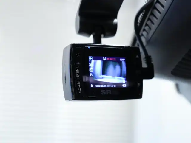 メルセデス・ベンツ Ｃ２２０ｄ ステーションワゴン アバンギャルドAMGライン 静岡県 2018(平30)年 4万km ダイヤモンドホワイト レーダーセーフティパッケージ /ナビ TV AppleCarPlay　/ACC LKA BSM /革シート シートヒーター /パワーバックドア /パーキングサポート /エアサス /LEDヘッドライト /アイドリングSTOP /アンビエントライト /前後センサー