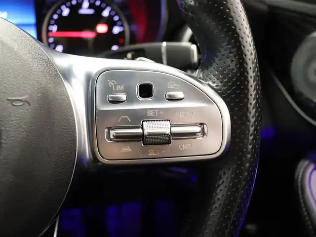 メルセデス・ベンツ Ｃ２２０ｄ ステーションワゴン アバンギャルドAMGライン 静岡県 2018(平30)年 4万km ダイヤモンドホワイト レーダーセーフティパッケージ /ナビ TV AppleCarPlay　/ACC LKA BSM /革シート シートヒーター /パワーバックドア /パーキングサポート /エアサス /LEDヘッドライト /アイドリングSTOP /アンビエントライト /前後センサー