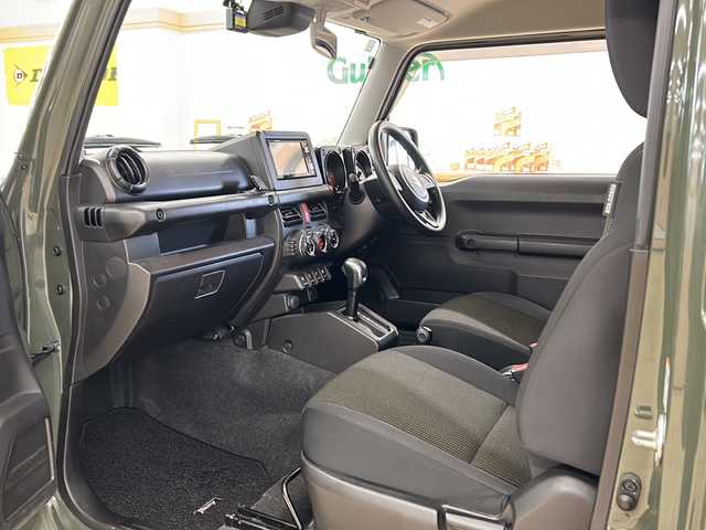 スズキ ジムニー XL 道央・札幌 2019(令1)年 9.4万km ジャングルグリーン ・ワンオーナー/・4WD/・純正ナビ/フルセグTV/DVD/CD/SD/BT/・純正エンジンスターター/・ドライブレコーダー/・衝突被害軽減ブレーキ/・車線逸脱警報/・横滑り防止/・ETC/・前席シートヒーター/・プッシュスタート/・スマートキー/・フロントフォグ/・ドアバイザー/・電格ミラー