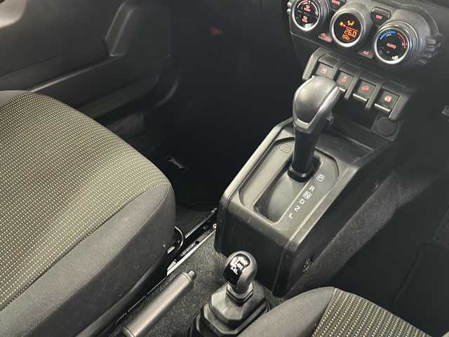 スズキ ジムニー XL 道央・札幌 2019(令1)年 9.4万km ジャングルグリーン ・ワンオーナー/・4WD/・純正ナビ/フルセグTV/DVD/CD/SD/BT/・純正エンジンスターター/・ドライブレコーダー/・衝突被害軽減ブレーキ/・車線逸脱警報/・横滑り防止/・ETC/・前席シートヒーター/・プッシュスタート/・スマートキー/・フロントフォグ/・ドアバイザー/・電格ミラー