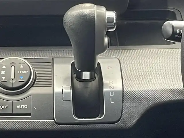 ホンダ フリード Gエアロ ジャストセレクション 宮城県 2009(平21)年 13.6万km ポリッシュドメタルメタリック ワンオーナー/社外ＳＤナビ/（ＦＭ／ＡＭ／ＣＤ／ＤＶＤ／ＨＤＤ）　/フルセグテレビ　/片側パワースライドドア　/リモコンキー　/ＥＴＣ　/オートライト　/電動格納ミラー/サマータイヤ純正AW/（185/65R15）