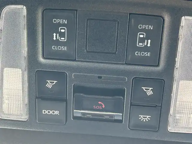 トヨタ ノア ハイブリッド S－Z 大阪府 2022(令4)年 2.4万km アティチュードブラックマイカ トヨタセーフティセンス/純正１０．５インチナビ　/・フルセグTV/USB/BT/HDMI/バックカメラ　/BSM　/両側パワースライドドア　/AC100V/ハーフレザーシート/シートヒーター　/ビルトインＥＴＣ２．０　/ロードサイドアシスト　/クリアランスソナー　/レーダークルーズコントロール/アイドリングストップ/LEDヘッド・フォグ　/純正フロアマット　/純正17インチAW/取説・保証書