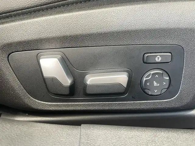 ＢＭＷ ３２０ｉ Mスポーツ 静岡県 2022(令4)年 3.5万km アルピンホワイトⅢ ハイライン・ＰＫＧ　/コンフォート・ＰＫＧ　/ドライビング・アシストＰ　/１４．９インチ純正ナビ　/ＡＣＣ　/ＬＫＡ　/ＢＳＭ　/ＬＣＷ　/ＲＣＴＡ　/パワートランクリッド　/パワーシート/シートヒーター