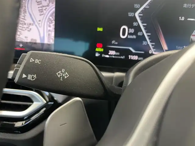 ＢＭＷ ３２０ｉ Mスポーツ 静岡県 2022(令4)年 3.5万km アルピンホワイトⅢ ハイライン・ＰＫＧ　/コンフォート・ＰＫＧ　/ドライビング・アシストＰ　/１４．９インチ純正ナビ　/ＡＣＣ　/ＬＫＡ　/ＢＳＭ　/ＬＣＷ　/ＲＣＴＡ　/パワートランクリッド　/パワーシート/シートヒーター