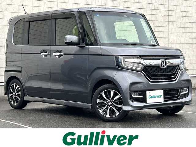 ホンダ Ｎ ＢＯＸ カスタム G L ホンダセンシング 茨城県 2020(令2)年 3.2万km シャイニンググレーM 純正メモリナビ【VXM-204vfi】/(地デジTV・CD・DVD・BT・ラジオ再生)/片側パワースライドドア/レーダークルーズコントロール/レーンアシスト/衝突軽減ブレーキ/コーナーセンサー/シートヒーター/ドライブレコーダー/ビルトインETC/バックカメラ/オートライト/LEDヘッドライト/純正14inアルミホイール/純正フロアマット/スマートキー/スペアキー