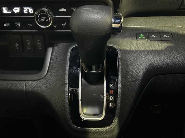 ホンダ Ｎ ＢＯＸ カスタム G L ホンダセンシング 茨城県 2020(令2)年 3.2万km シャイニンググレーM 純正メモリナビ【VXM-204vfi】/(地デジTV・CD・DVD・BT・ラジオ再生)/片側パワースライドドア/レーダークルーズコントロール/レーンアシスト/衝突軽減ブレーキ/コーナーセンサー/シートヒーター/ドライブレコーダー/ビルトインETC/バックカメラ/オートライト/LEDヘッドライト/純正14inアルミホイール/純正フロアマット/スマートキー/スペアキー