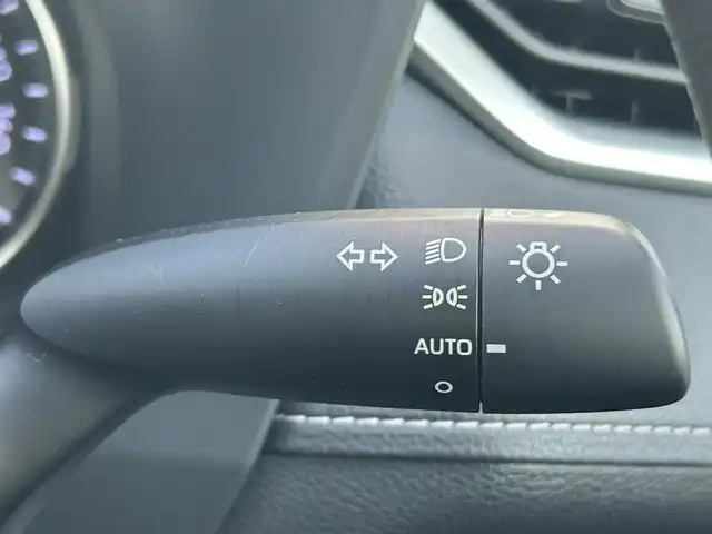 トヨタ ＲＡＶ４ ハイブリットX 道南・函館 2019(令1)年 7.6万km ホワイトパールクリスタルシャイン /Toyota Safety Sense//プリクラッシュセーフティ//レーンディパーチャーアラート//アダプティブハイビームシステム//オートマチックハイビーム //レーダークルーズコントロール//純正SDナビ//フルセグTV//バックカメラ//純正LEDヘッドライト//オートライト