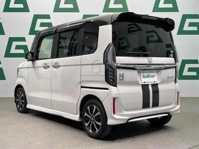 ホンダ Ｎ ＢＯＸ カスタム G L ホンダセンシング 鹿児島県 2020(令2)年 1.8万km パールⅡ 禁煙車/ホンダセンシング/純正ナビ/・CD/DVD/・フルセグTV/・BT/・USB/純正前後ドラレコ/片側パワスラ/ビルドインETC/社外レーダー探知機/純正フロアマット/純正アルミ/純正LEDヘッドライト/フロントフォグ/オートライト/オートマチックハイビーム/スマートキー/プッシュスタート