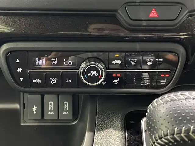 ホンダ Ｎ ＢＯＸ カスタム G L ホンダセンシング 鹿児島県 2020(令2)年 1.8万km パールⅡ 禁煙車/ホンダセンシング/純正ナビ/・CD/DVD/・フルセグTV/・BT/・USB/純正前後ドラレコ/片側パワスラ/ビルドインETC/社外レーダー探知機/純正フロアマット/純正アルミ/純正LEDヘッドライト/フロントフォグ/オートライト/オートマチックハイビーム/スマートキー/プッシュスタート